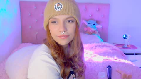 Snapshot of _lloou_ chatting on 11, 1, 2025 Sofia 3 online show from 11, 1, 2025