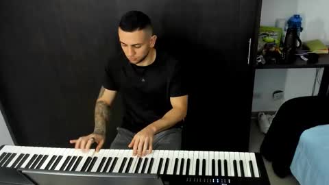 Snapshot of _logan_s chatting on 10, 10, 2025 logan online show from 10, 10, 2025