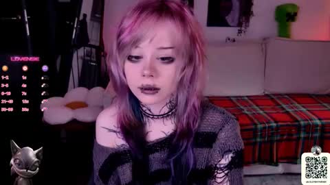 Snapshot of _lollyshy_ chatting on 31, 10, 2025 Lolly online show from 31, 10, 2025