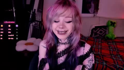 Snapshot of _lollyshy_ chatting on 3, 11, 2025 Lolly online show from 3, 11, 2025