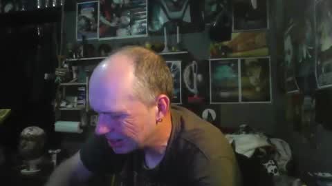 That guy online show from 6, 11, 2025