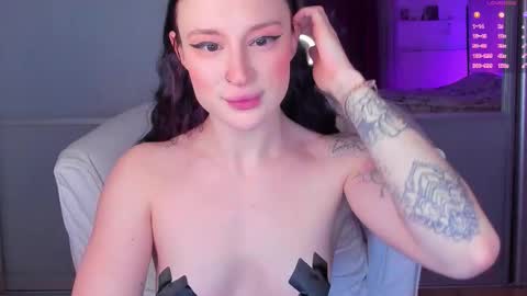 Snapshot of _lorra chatting on 2, 3, 2026 _lorra online show from 2, 3, 2026