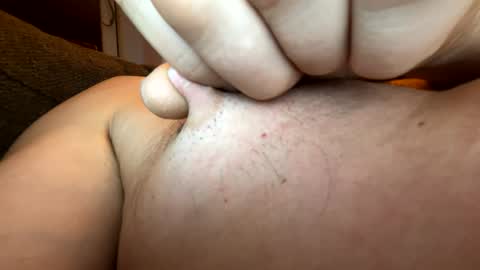 Snapshot of _love_pussy chatting on 25, 12, 2024 Love huge buttplug up my ass online show from 25, 12, 2024