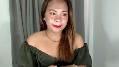 _lovelyyan69_ online show from 6, 3, 2025