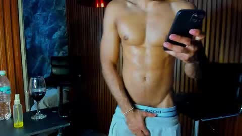Snapshot of _luca_flame chatting on 15, 9, 2025 _luca_flame online show from 15, 9, 2025