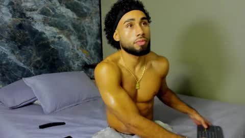 Snapshot of _luca_flame chatting on 13, 10, 2025 _luca_flame online show from 13, 10, 2025