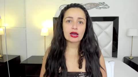  luna  sweet  online show from 17, 2, 2025