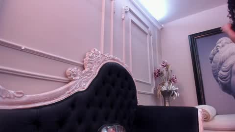 Snapshot of _luna_dupont_ chatting on 12, 12, 2024  Luna  online show from 12, 12, 2024