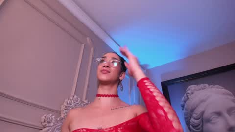 Snapshot of _luna_dupont_ chatting on 18, 1, 2025  Luna  online show from 18, 1, 2025