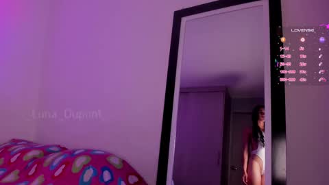 Snapshot of _luna_dupont_ chatting on 19, 9, 2025  Luna  online show from 19, 9, 2025