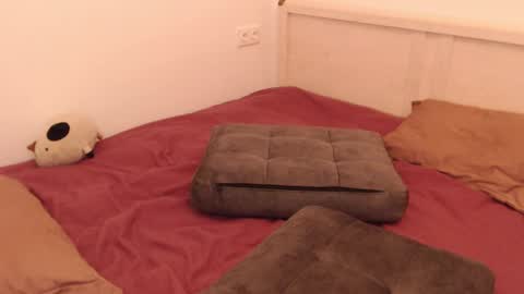 Snapshot of _lustica_ chatting on 15, 2, 2025 Anna online show from 15, 2, 2025