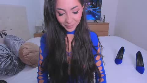 Lynna online show from 16, 12, 2025