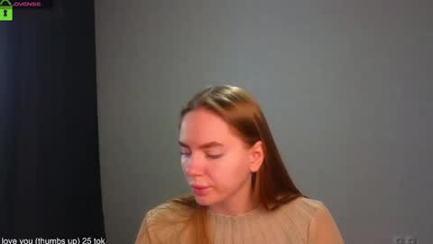 Snapshot of _lysafeta_ chatting on 11, 11, 2025 Welcome guys Pleasure to see you all here My name is Lysafeta and MichaelaTip menu is active Private is open online show from 11, 11, 2025