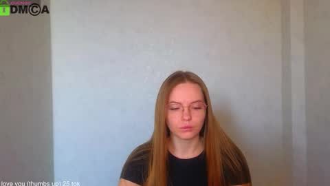 Snapshot of _lysafeta_ chatting on 18, 3, 2026 Welcome guys Pleasure to see you all here My name is Lysafeta and MichaelaTip menu is active Private is open online show from 18, 3, 2026