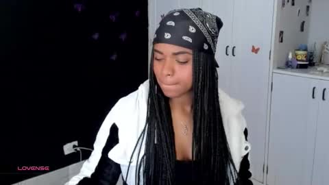 Snapshot of _marcela_22 chatting on 5, 10, 2025 MARCELA online show from 5, 10, 2025