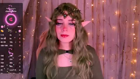 Snapshot of _marcelline_ chatting on 24, 10, 2025 Kira online show from 24, 10, 2025