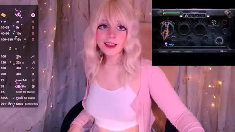 Snapshot of _marcelline_ chatting on 25, 10, 2025 Kira online show from 25, 10, 2025