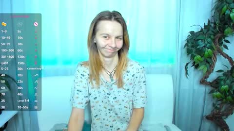 Snapshot of _mari_so chatting on 30, 10, 2025 Scarlett online show from 30, 10, 2025