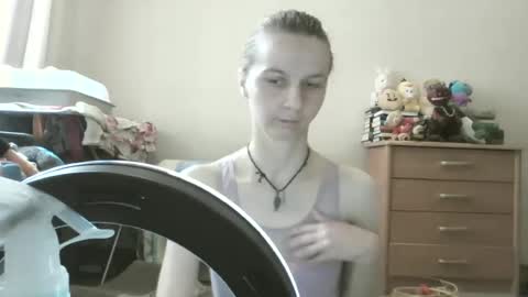 Scarlett online show from 5, 7, 2026