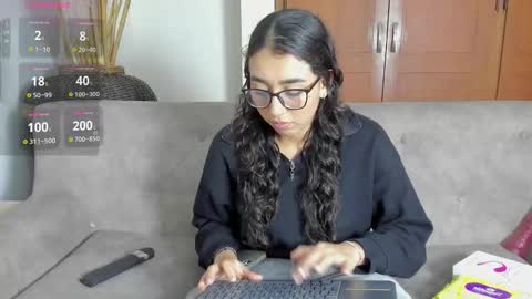 Snapshot of _maria_foxx_ chatting on 10, 9, 2025 Maria online show from 10, 9, 2025