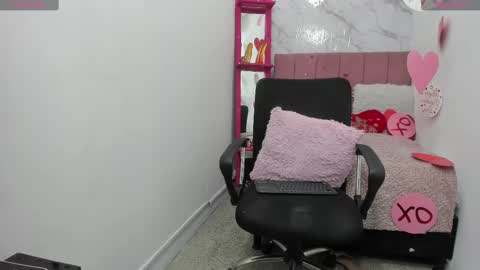 Snapshot of _marisol_ chatting on 19, 2, 2025 Mikoto Alexia online show from 19, 2, 2025