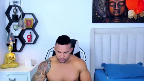 _matthew_santos_ online show from 16, 12, 2025