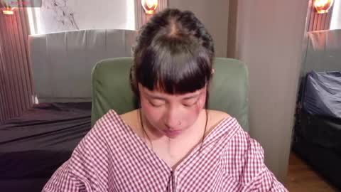 Snapshot of _mavis2 chatting on 21, 10, 2025 Mavis online show from 21, 10, 2025