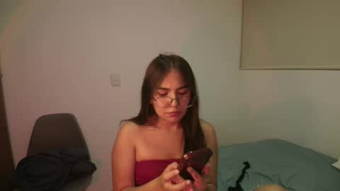 Snapshot of _maxxx1_ chatting on 24, 4, 2026 max and abby online show from 24, 4, 2026