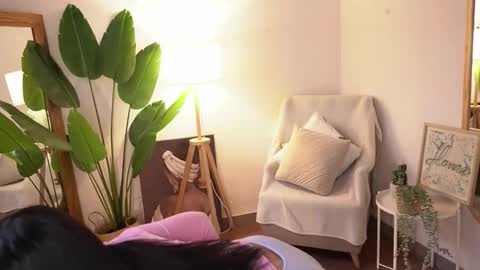 Snapshot of _megaan__ chatting on 11, 11, 2025 Megan online show from 11, 11, 2025