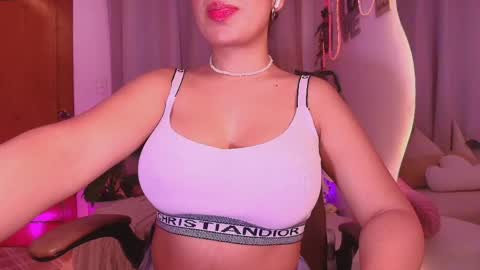 Snapshot of _megan_akbar chatting on 5, 4, 2026 Marce online show from 5, 4, 2026