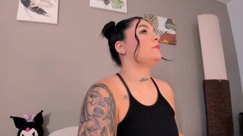 _melodyblossom_ online show from 11, 9, 2025