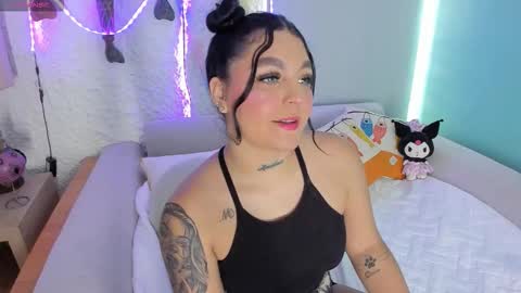 _melodyblossom_ online show from 15, 9, 2025