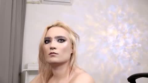 Snapshot of _meow_neko_ chatting on 8, 3, 2026 _meow_neko_ online show from 8, 3, 2026