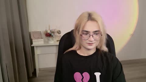 Snapshot of _meow_neko_ chatting on 27, 3, 2026 _meow_neko_ online show from 27, 3, 2026