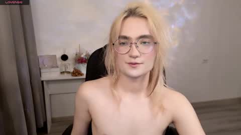 Snapshot of _meow_neko_ chatting on 2, 4, 2026 _meow_neko_ online show from 2, 4, 2026