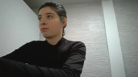 Snapshot of _mia_foster1 chatting on 9, 11, 2025 Mia-foster online show from 9, 11, 2025