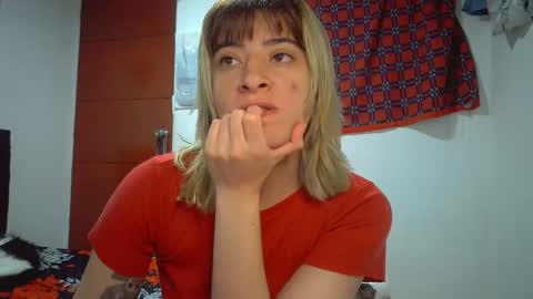 Snapshot of _mia_foster1 chatting on 6, 4, 2026 Mia-foster online show from 6, 4, 2026