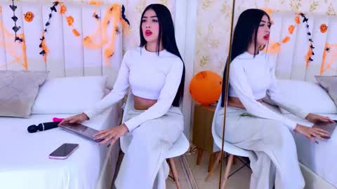 Snapshot of _miaa_monroe chatting on 27, 10, 2025 Mia Monroe online show from 27, 10, 2025