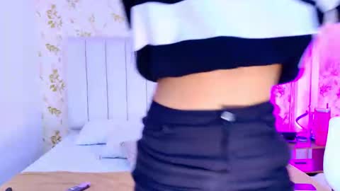 Snapshot of _miaa_monroe chatting on 16, 11, 2025 Mia Monroe online show from 16, 11, 2025