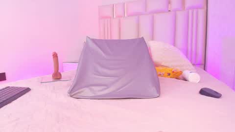 Snapshot of _miavelvet chatting on 4, 3, 2026 Mia online show from 4, 3, 2026