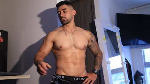 Snapshot of _mikestone chatting on 8, 2, 2025 soy mike online show from 8, 2, 2025