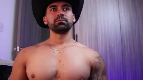 Snapshot of _mikestone chatting on 6, 11, 2025 soy mike online show from 6, 11, 2025