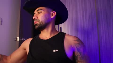 Snapshot of _mikestone chatting on 12, 11, 2025 soy mike online show from 12, 11, 2025