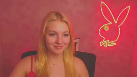 Snapshot of _mila_la_ chatting on 9, 3, 2025 Melanie online show from 9, 3, 2025