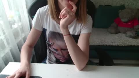 Snapshot of _milamanka_ chatting on 15, 5, 2026 Milamanka online show from 15, 5, 2026