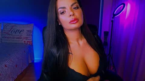 Snapshot of _milani_ chatting on 14, 1, 2026 Milani online show from 14, 1, 2026