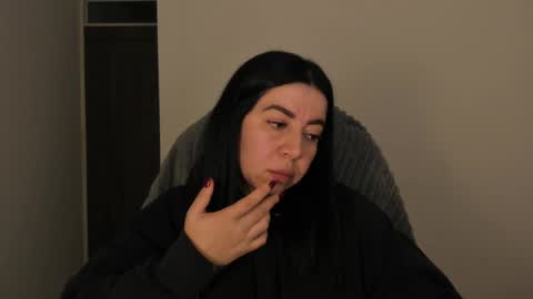 _miss_coco_ online show from 12, 9, 2025