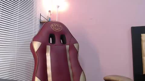 Hinata 3 online show from 27, 1, 2025