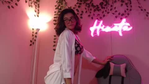 Hinata 3 online show from 20, 11, 2025