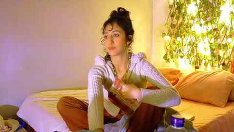 Snapshot of _miss_karoline chatting on 21, 10, 2025 karoline uwu online show from 21, 10, 2025